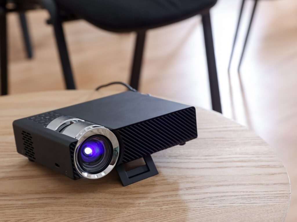 プロジェクター